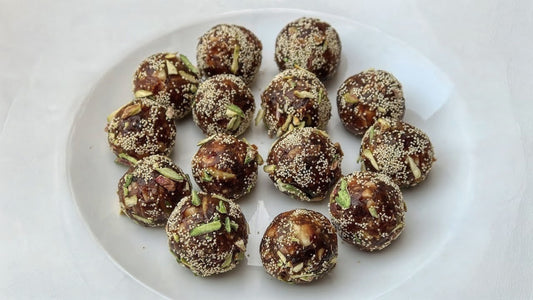 Mishti Sweets Khajur Ladoo with Khaskhas and Dry Fruit (No Added Sugar) 250gm - Spice Village