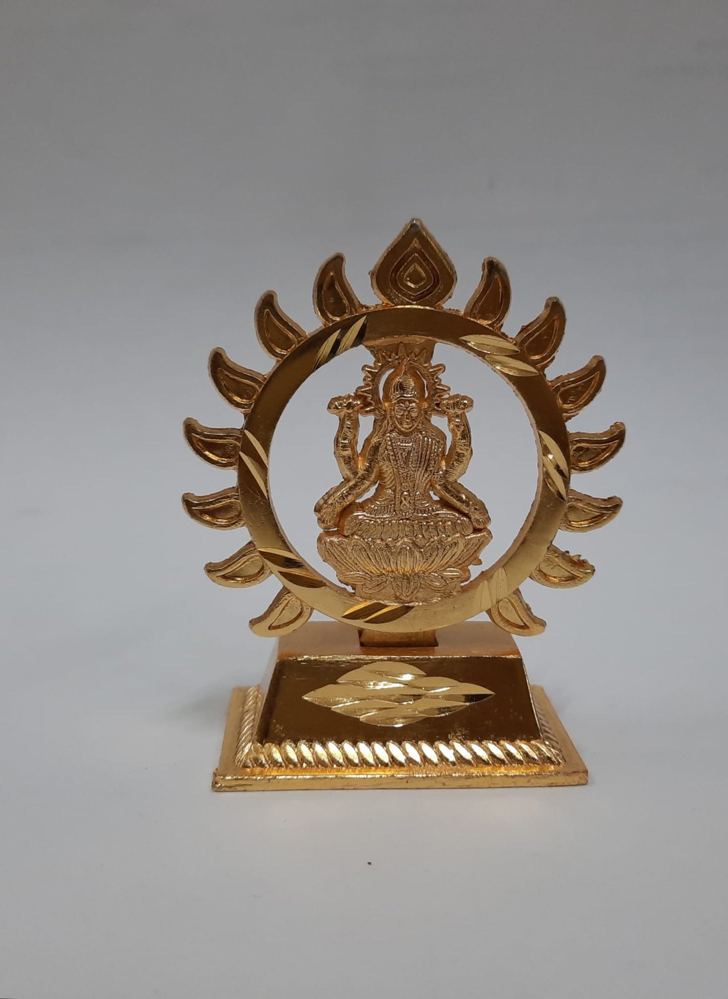 Laxmiji Idol (Bronze)